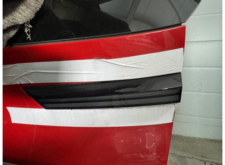 Фонарь крышки багажника правый к BMW XM G09, 2023г.