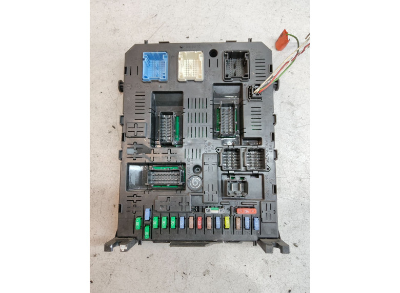 Блок предохранителей к Citroen Berlingo, 2013г.