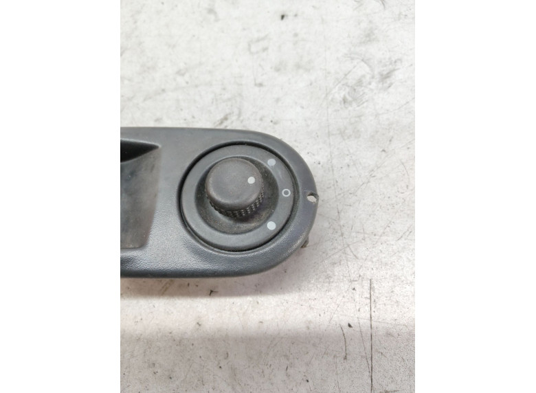 Джойстик регулировки зеркал к Renault Trafic, 2005г.