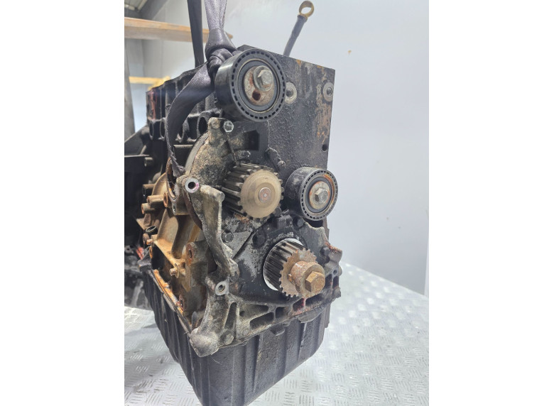 Блок цилиндров к Peugeot Boxer, 2003г.