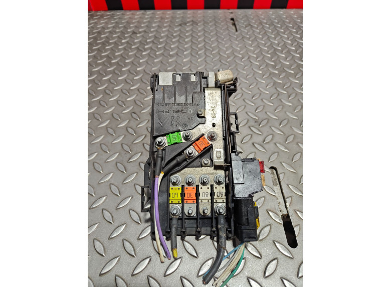 Блок управления аккумулятором (АКБ) к Peugeot 5008, 2009г.