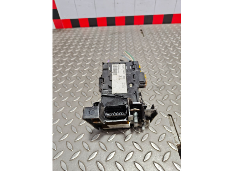 Блок управления аккумулятором (АКБ) к Peugeot 5008, 2009г.