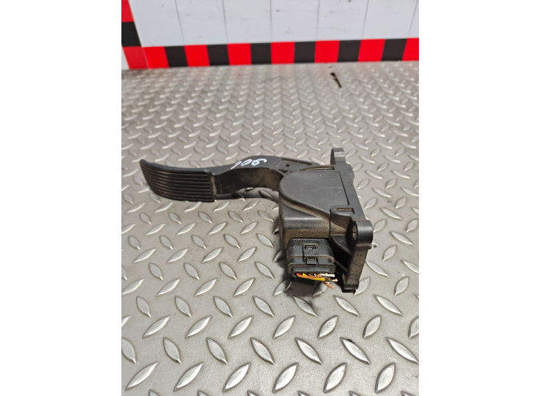 Педаль газа к Mercedes Sprinter, 2010г.