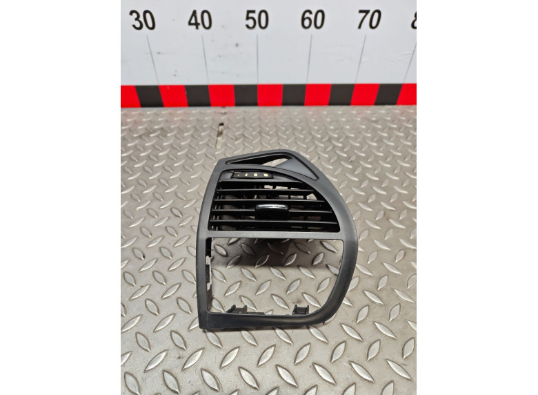 Дефлектор обдува салона к Citroen C4 Picasso, 2008г.