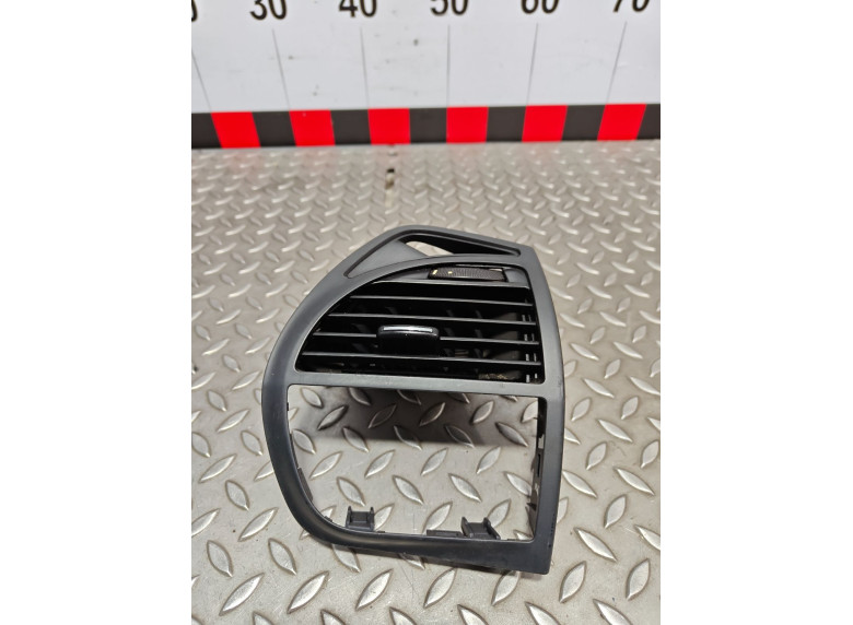 Дефлектор обдува салона к Citroen C4 Picasso, 2008г.