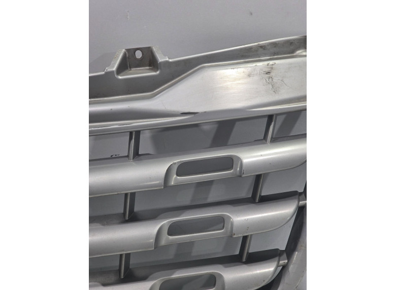 Решетка радиатора к Renault Master, 2010г.