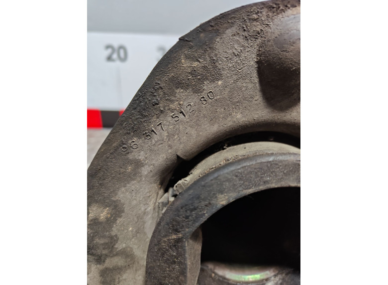 Опора амортизатора верхняя (чашка) к Citroen C5, 2004г.