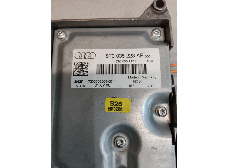 Усилитель музыкальный к Audi A4, 2008г.