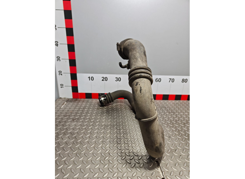 Патрубок интеркулера к Renault Master, 2005г.