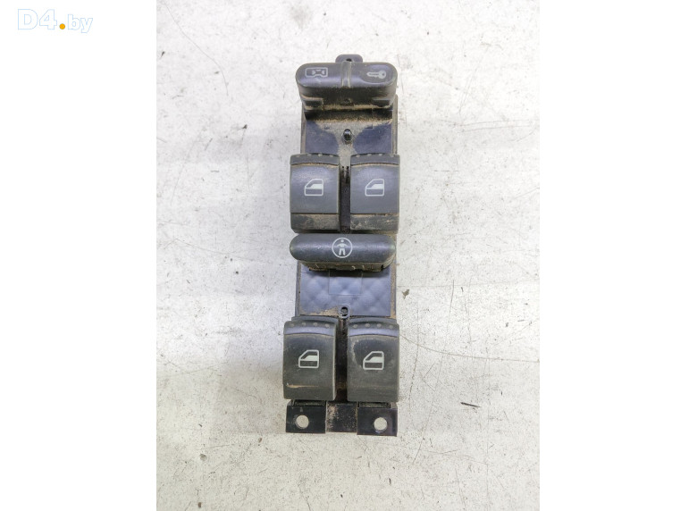 Блок управления стеклоподъемниками к Volkswagen Golf 2000 г.