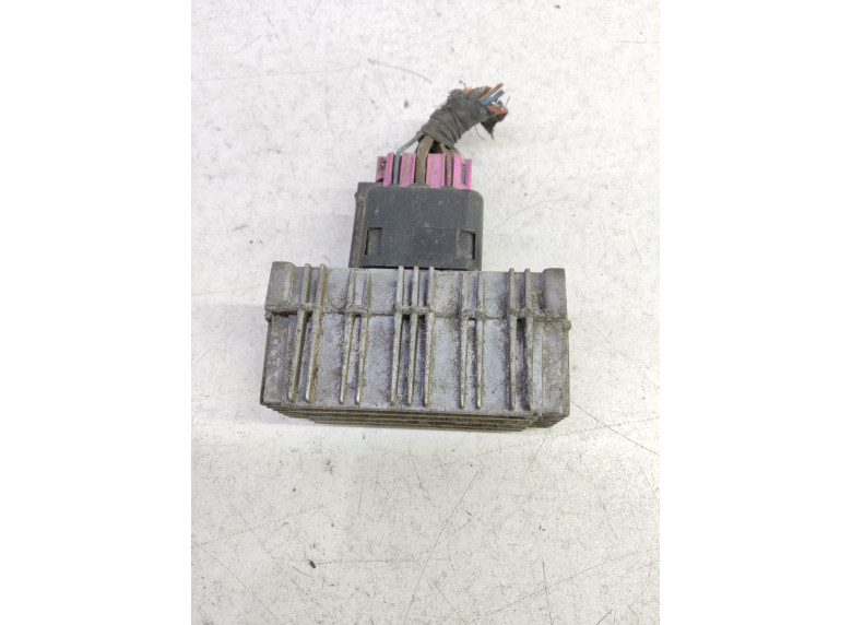 Реле накала свечей к Opel Astra, 2005г.