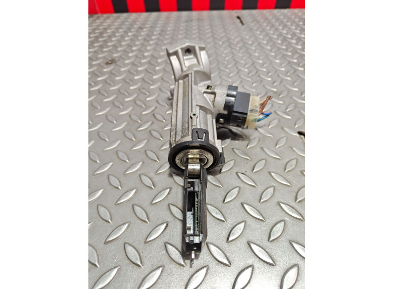 Замок зажигания к Peugeot Boxer, 2008г.