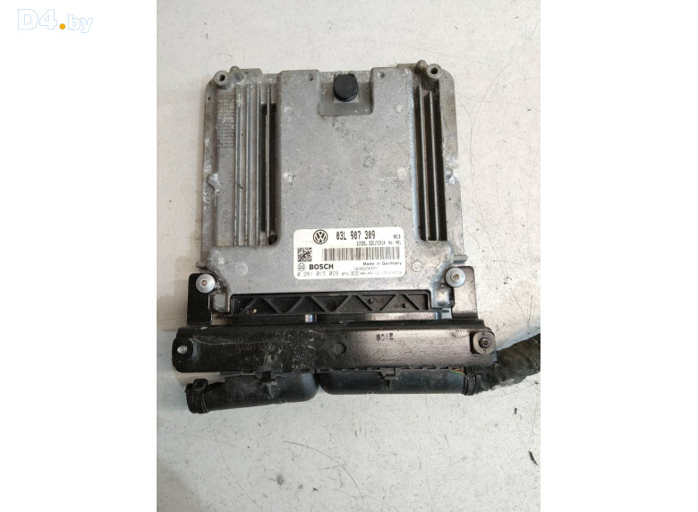 Блок управления двигателем к Volkswagen Passat 2008 г.