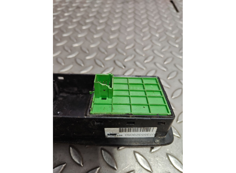 Блок управления стеклоподъемниками к Peugeot Boxer, 2008г.