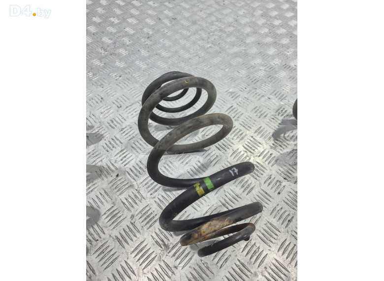 Пружина задняя к Opel Vivaro 2004 г.