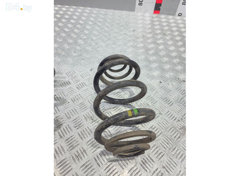 Пружина задняя к Renault Trafic 2004 г.