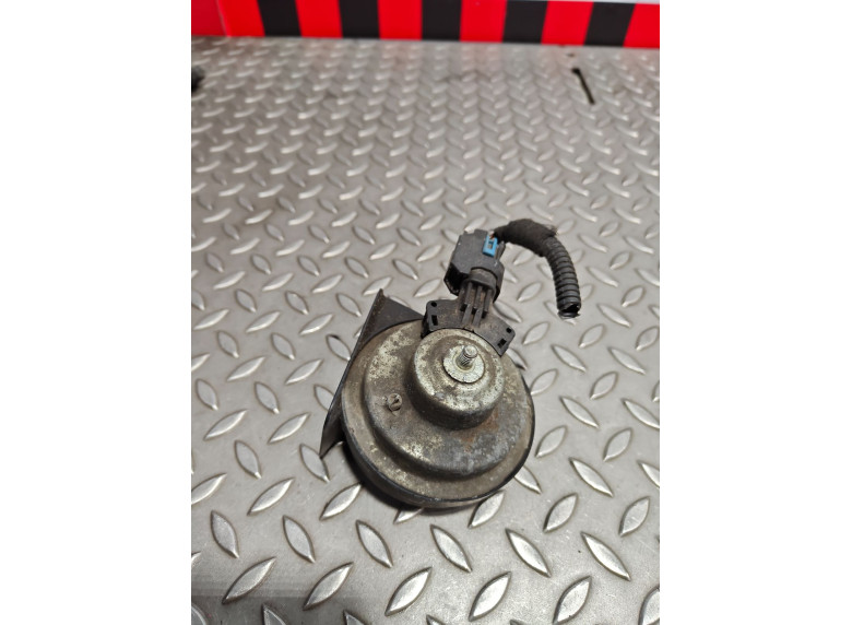 Сигнал (клаксон) к Opel Vectra, 2005г.