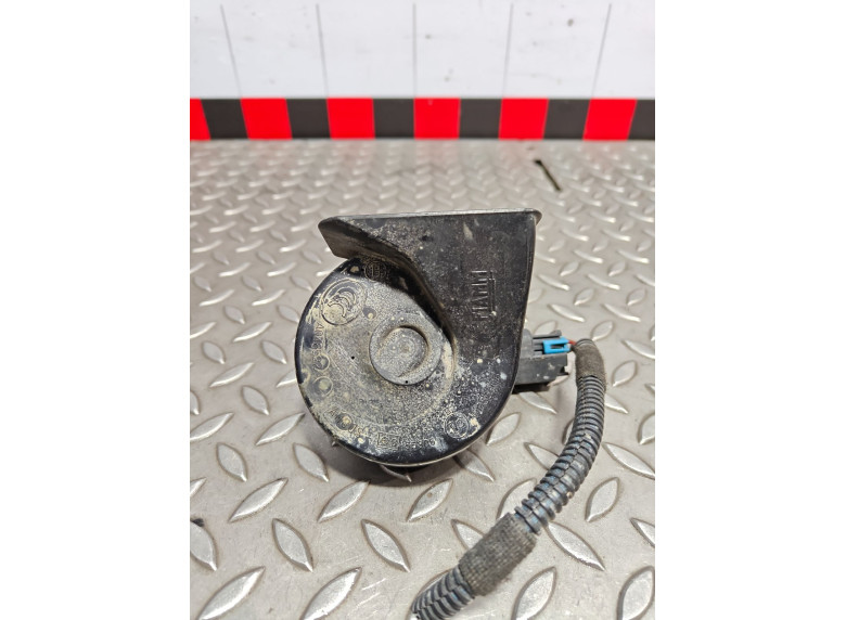 Сигнал (клаксон) к Opel Vectra, 2005г.