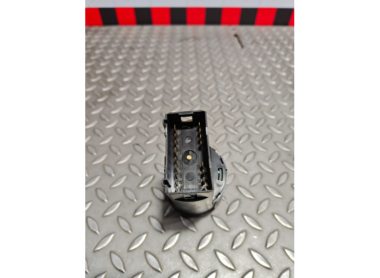 Переключатель света к Volkswagen Golf, 2001г.