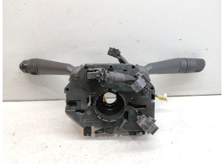 Переключатель подрулевой (стрекоза) к Fiat Punto, 2010г.