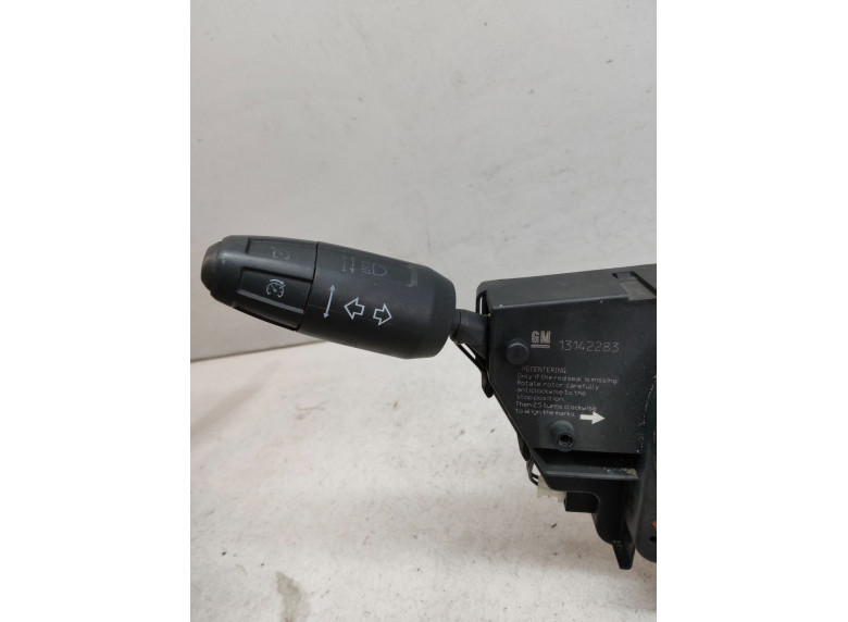 Переключатель подрулевой (стрекоза) к Opel Corsa, 2009г.