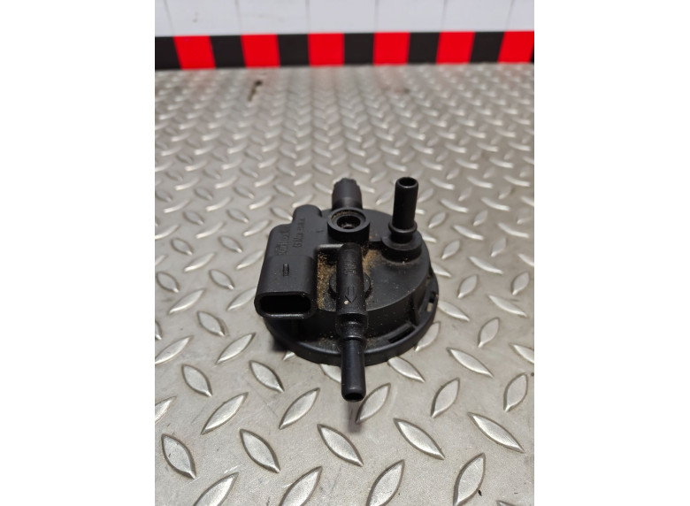 Корпус топливного фильтра к Renault Espace, 2003г.