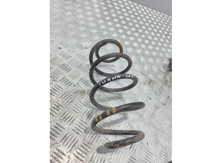 Пружина передняя к Volkswagen Touran, 2005г.