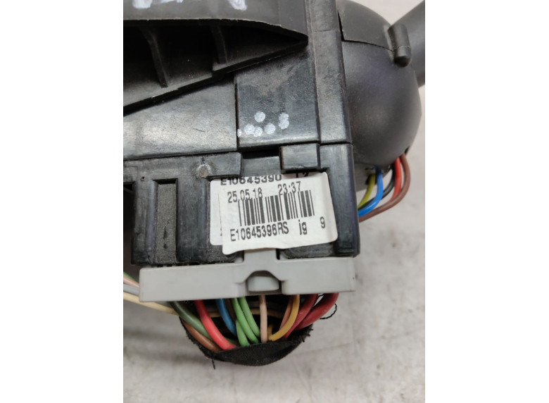 Переключатель поворотов к Renault Logan, 2014г.