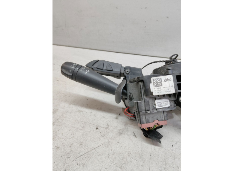 Переключатель дворников к Renault Logan, 2014г.