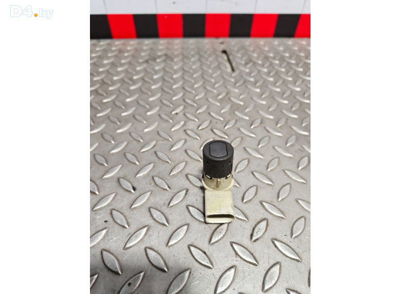 Датчик парктроника к Volkswagen Sharan 2003 г.