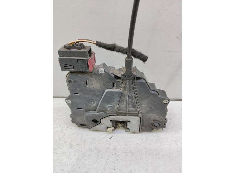 Замок двери задней левой к Opel Corsa, 2008г.