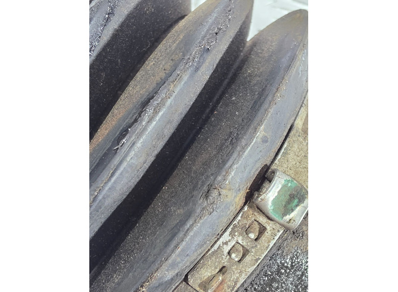 Полуось передняя правая (приводной вал, ШРУС) к Audi A6, 2007г.