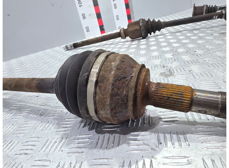 Полуось передняя левая (приводной вал, ШРУС) к Peugeot Boxer, 2009г.