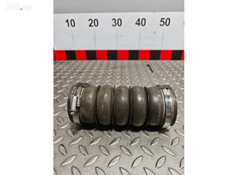 Патрубок интеркулера к Peugeot 308 2009 г.