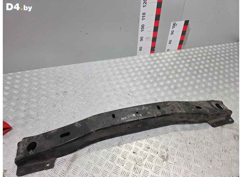 Усилитель бампера переднего к Renault Master 2011 г.