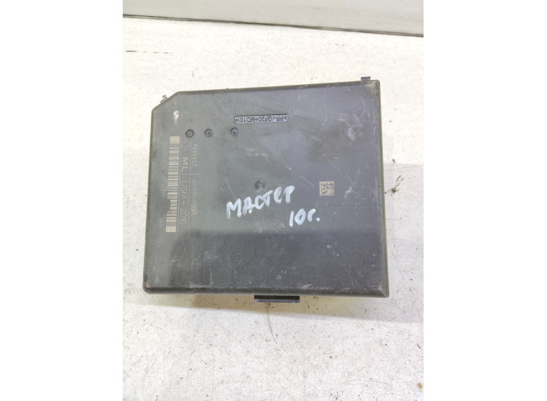 Блок комфорта к Renault Master, 2013г.