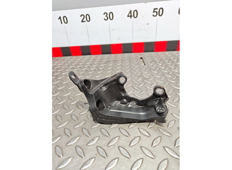 Кронштейн к Peugeot 308, 2022г.