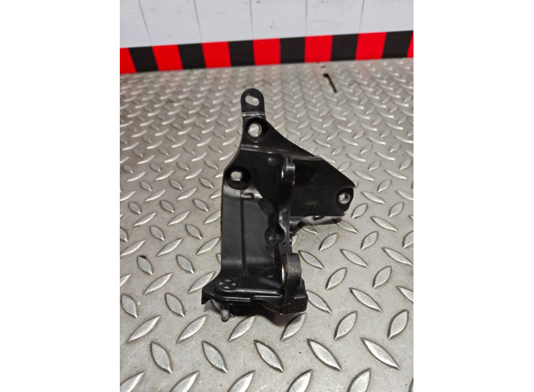 Кронштейн к Peugeot 308, 2022г.