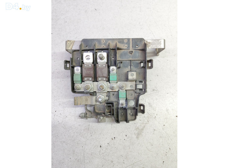 Клемма аккумулятора плюс к Renault Master 2013 г.