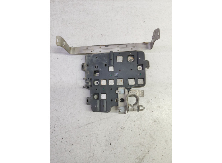 Клемма аккумулятора плюс к Renault Master, 2013г.