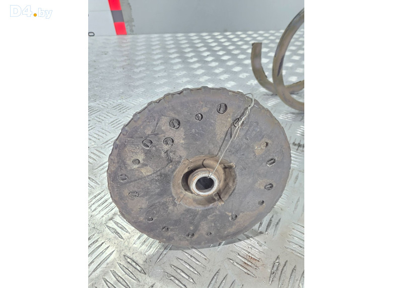 Опора амортизатора верхняя (чашка) к Renault Master 2011 г.