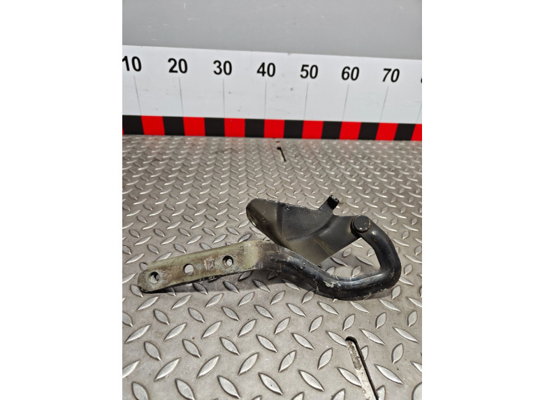 Петля капота левая к Mercedes Vito W639, 2005г.