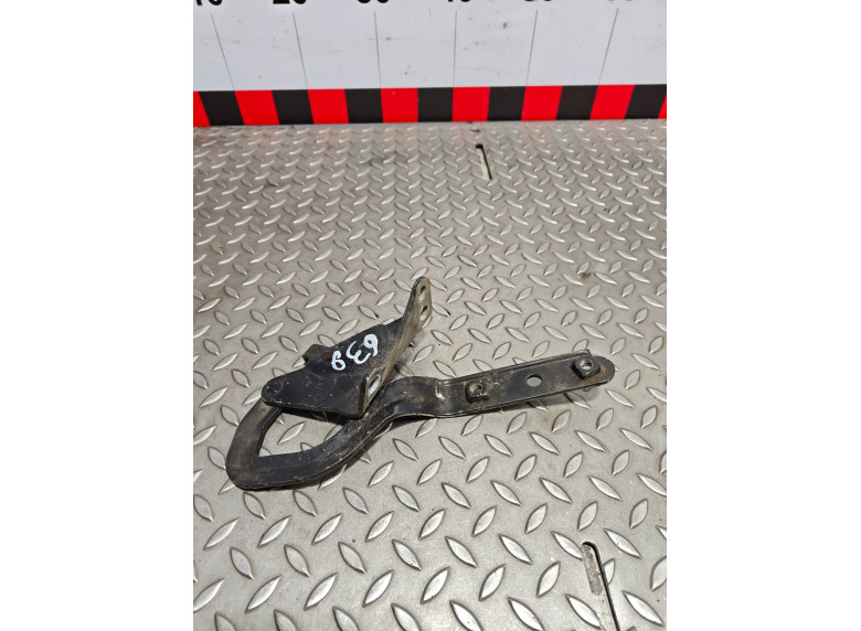 Петля капота левая к Mercedes Vito W639, 2005г.