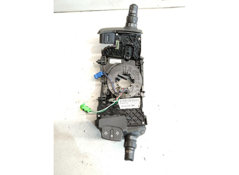 Переключатель подрулевой (стрекоза) к Renault Scenic, 2006г.