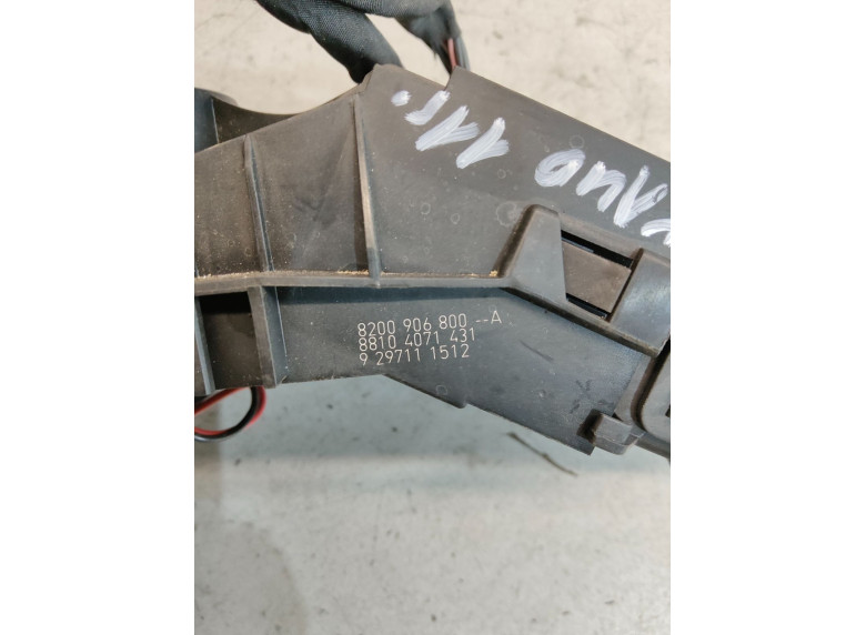 Переключатель подрулевой (стрекоза) к Renault Clio, 2011г.