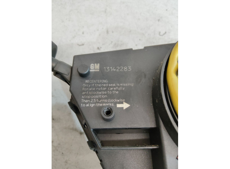 Переключатель подрулевой (стрекоза) к Opel Corsa, 2008г.