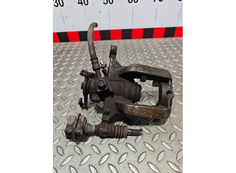 Суппорт задний правый к Opel Astra, 2010г.