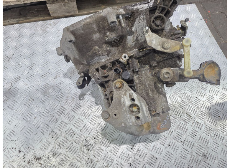 КПП механическая (МКПП) к Peugeot 208, 2013г.