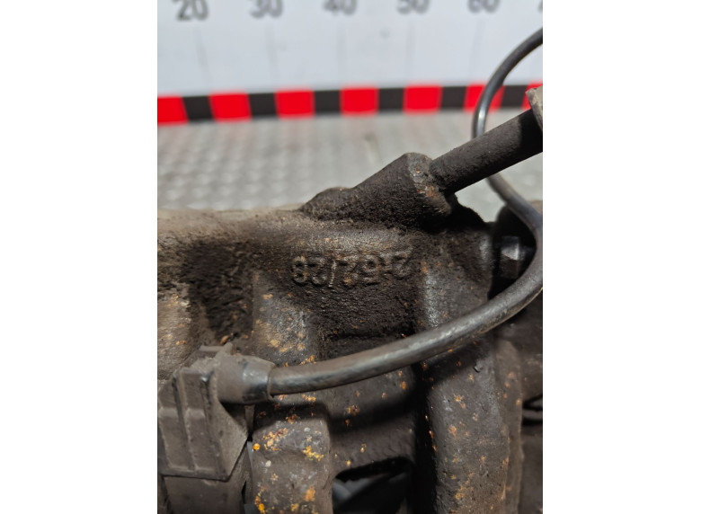 Суппорт передний правый к Mercedes Sprinter, 2010г.