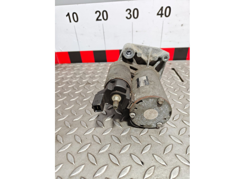 Стартер к Peugeot 208, 2013г.